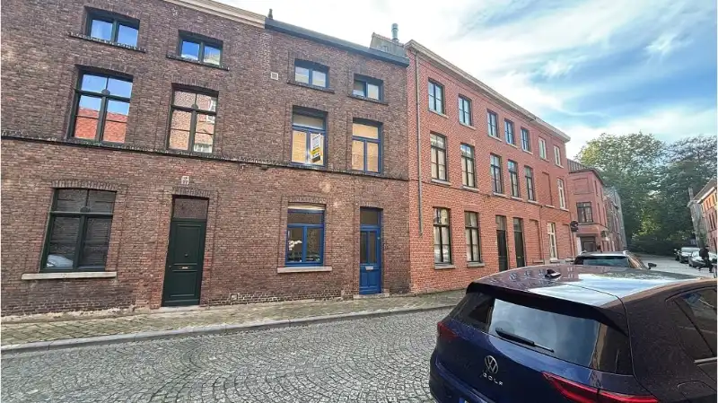 Comfortabele 3-slaapkamerwoning met Stadsterras te koop in Brugge foto 14
