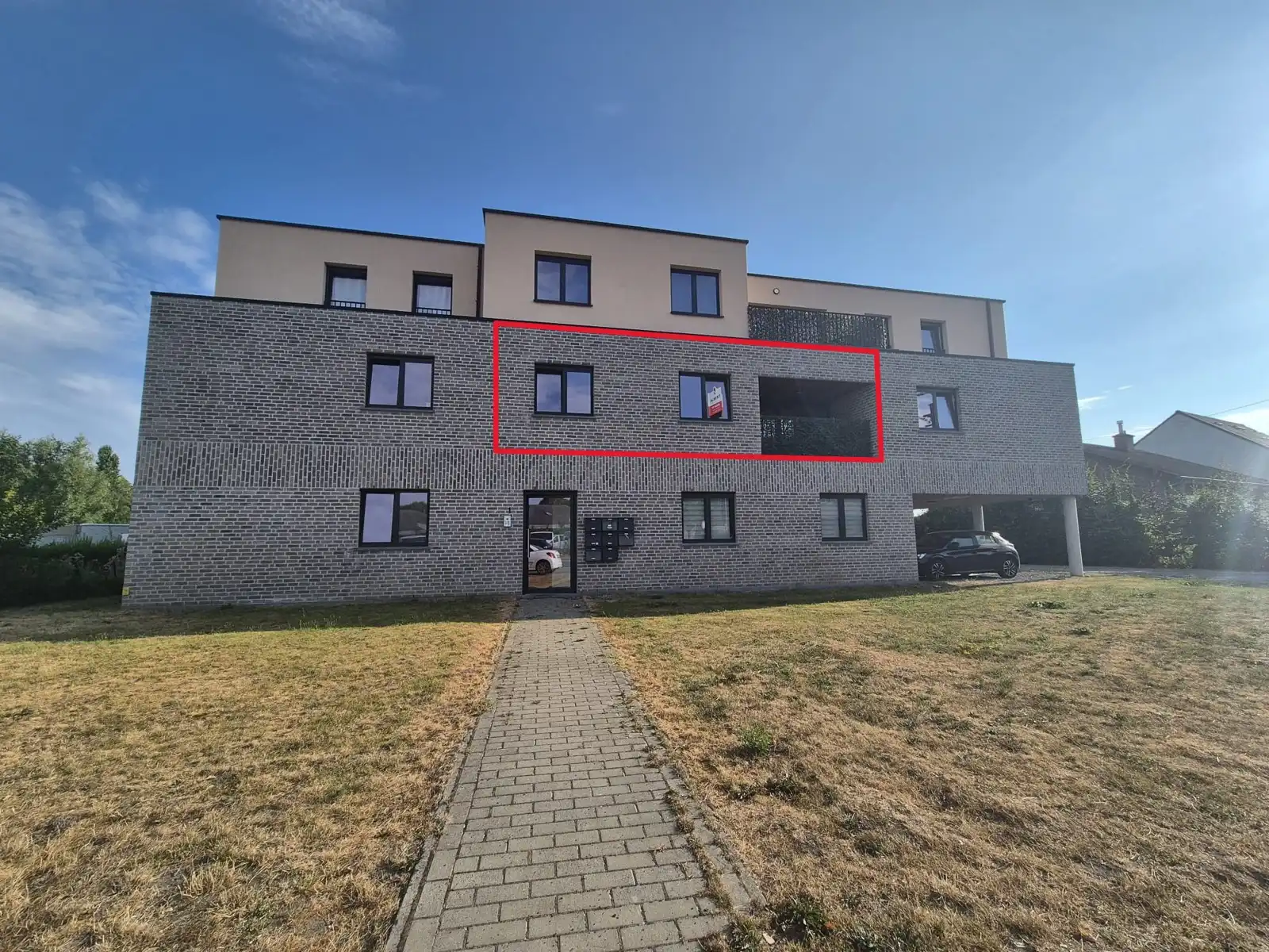 Prachtig appartement met één slaapkamer en ruim terras foto {{pictureIndex}}
