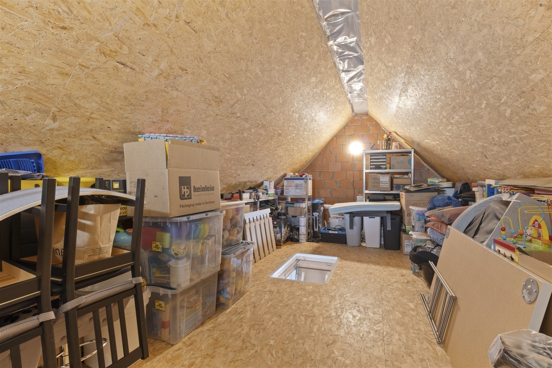Recente bebouwing met 3 slaapkamers foto 15