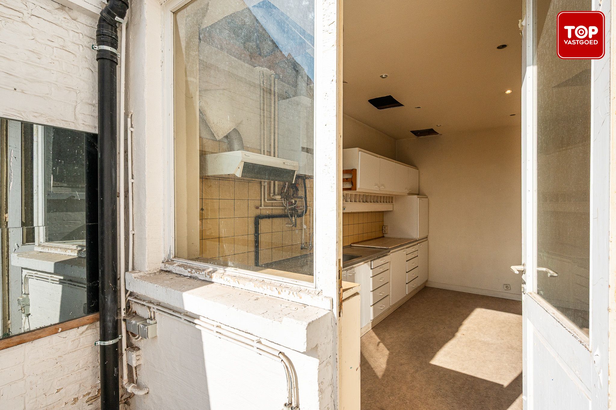 Zeer groot (165m²)  3-slaapkamer appartement omgeving Dok Noord.  foto 3