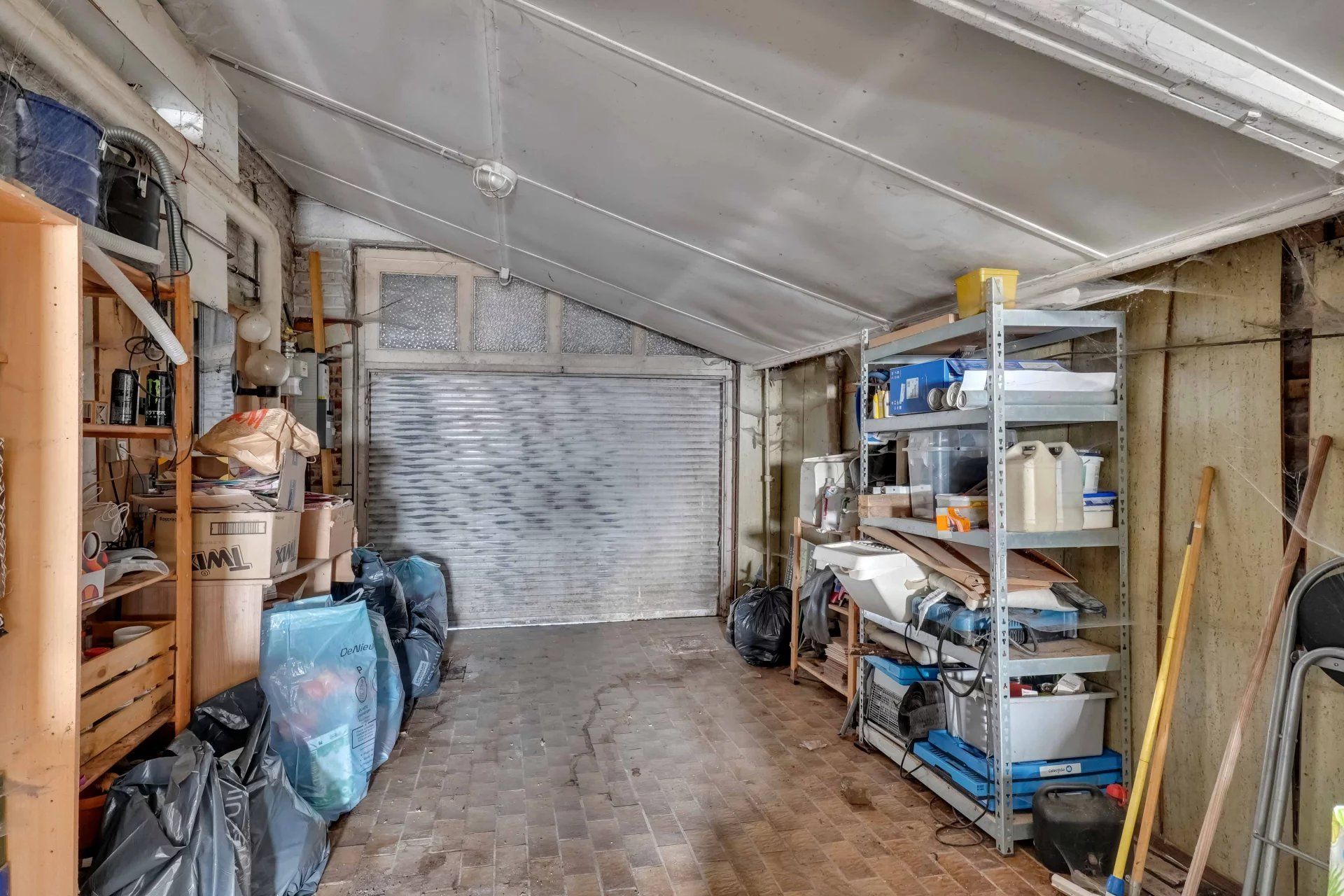 Ruime, instapklare woning op goede locatie foto 24