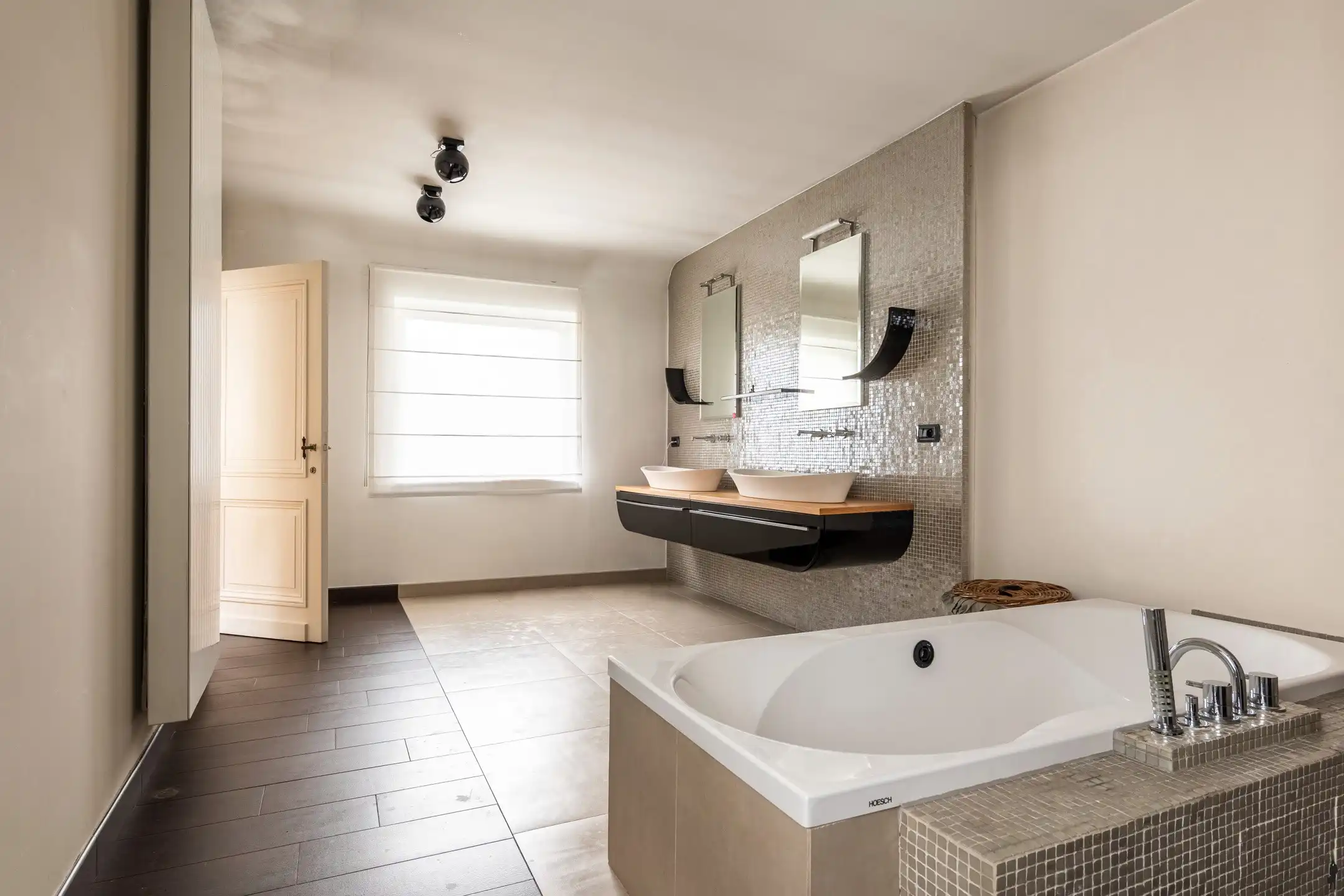 Gerenoveerd burgerhuis anno 1850 met binnentuin en patio foto 24