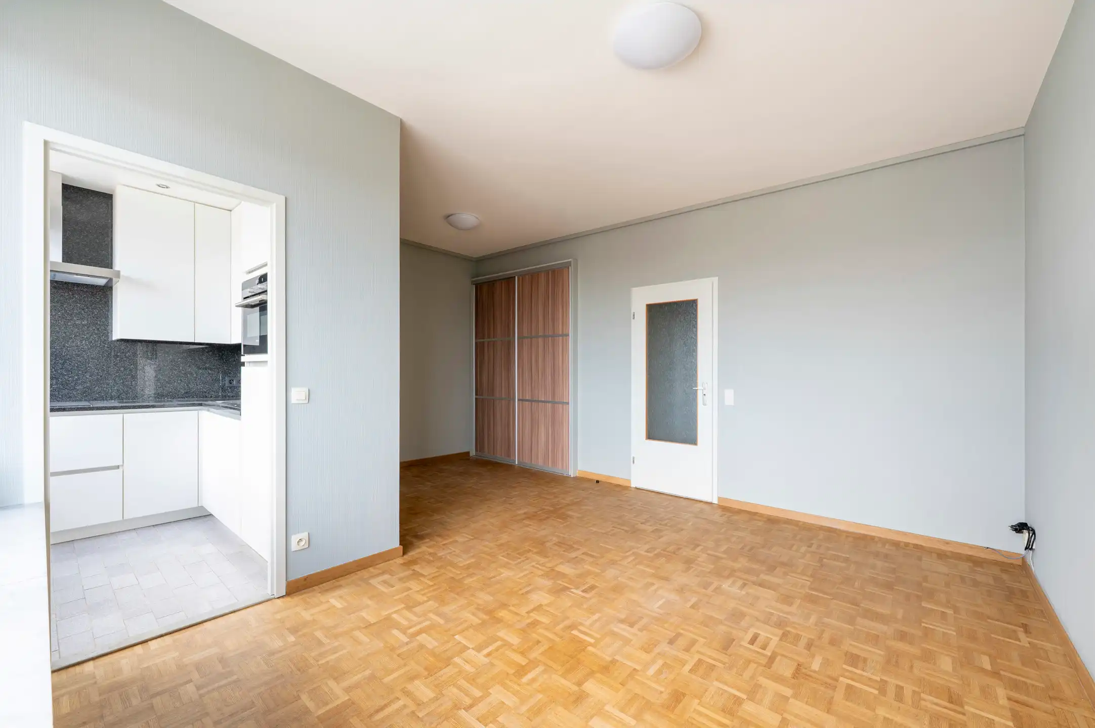 Instapklare studio met uitzicht & balkon in centrum foto 4