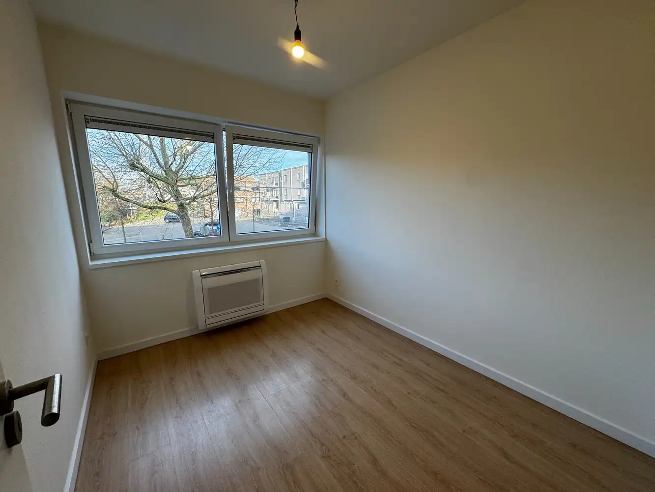 Te huur – Energiezuinig & ruim appartement in hartje Zutendaal foto 12