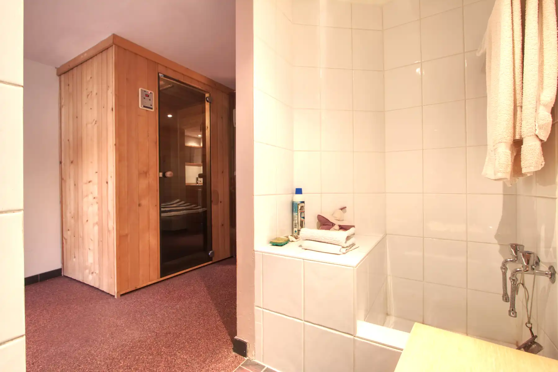 WONING - 1 tot 3 SLK - TUIN - SAUNA - GARAGE - CENTRAAL foto 14