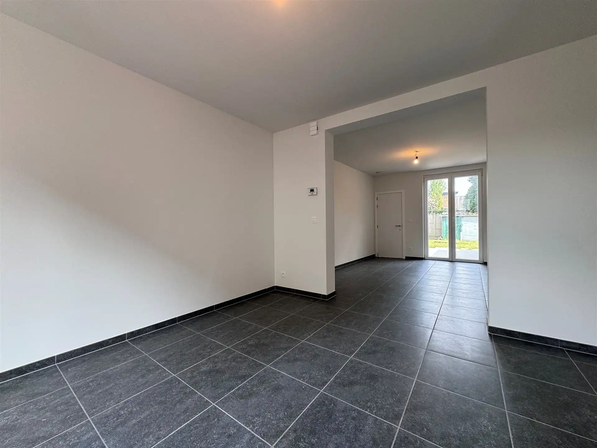 Gunstig gelegen woning met 4 slaapkamers en tuin. foto 4