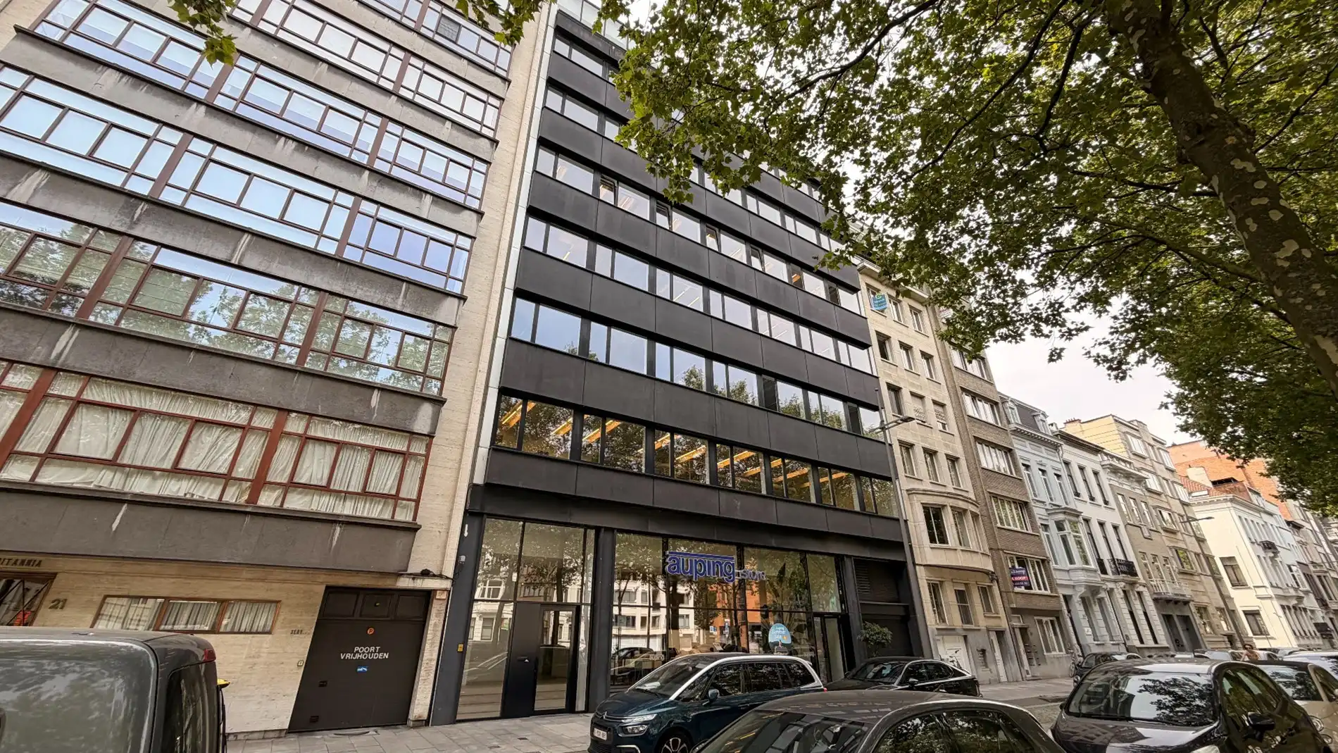 Kantoor te huur in National gebouw in Antwerpen foto {{pictureIndex}}