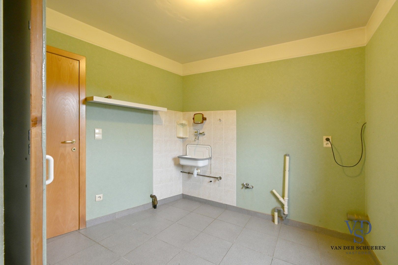 Tijdloos en ruim (> 300 m²) wonen. foto 31