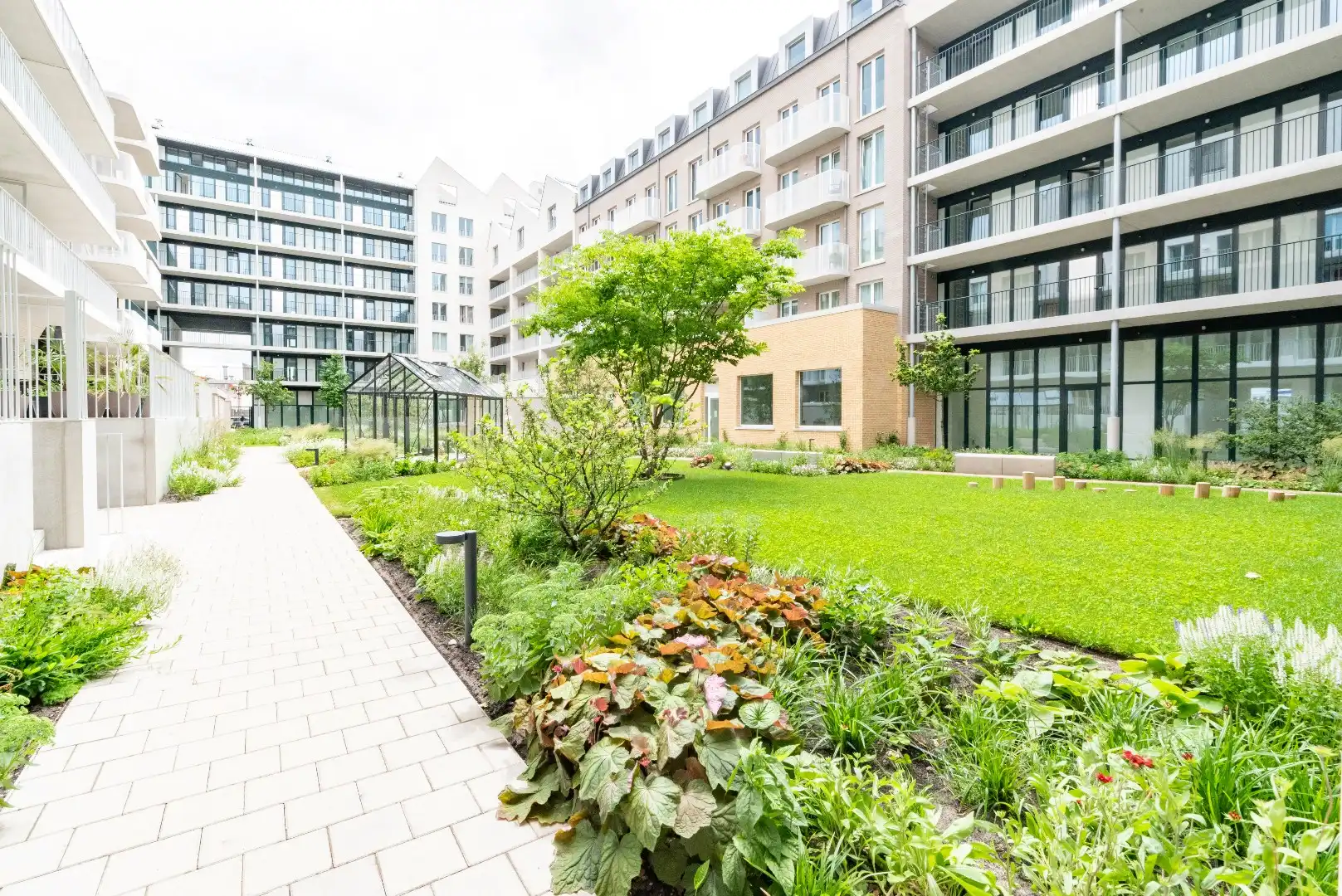 Prachtig nieuwbouw appartement met 2 slk en terras foto 27