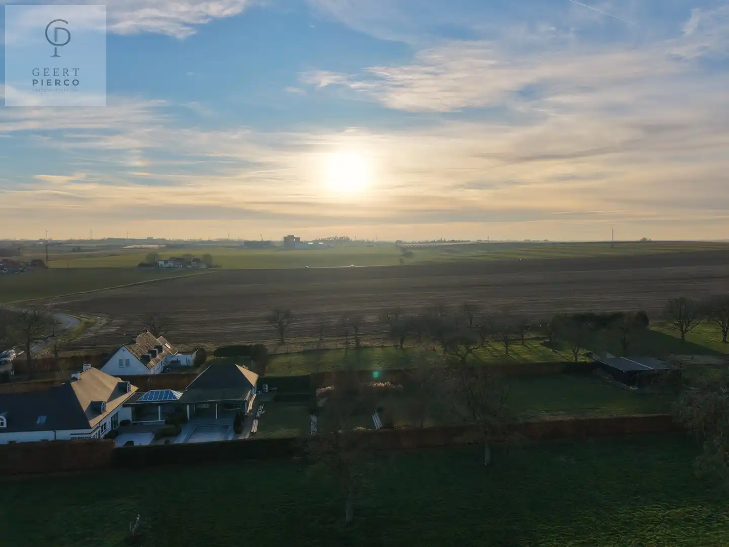 Knappe villa op 22are 93ca foto 34