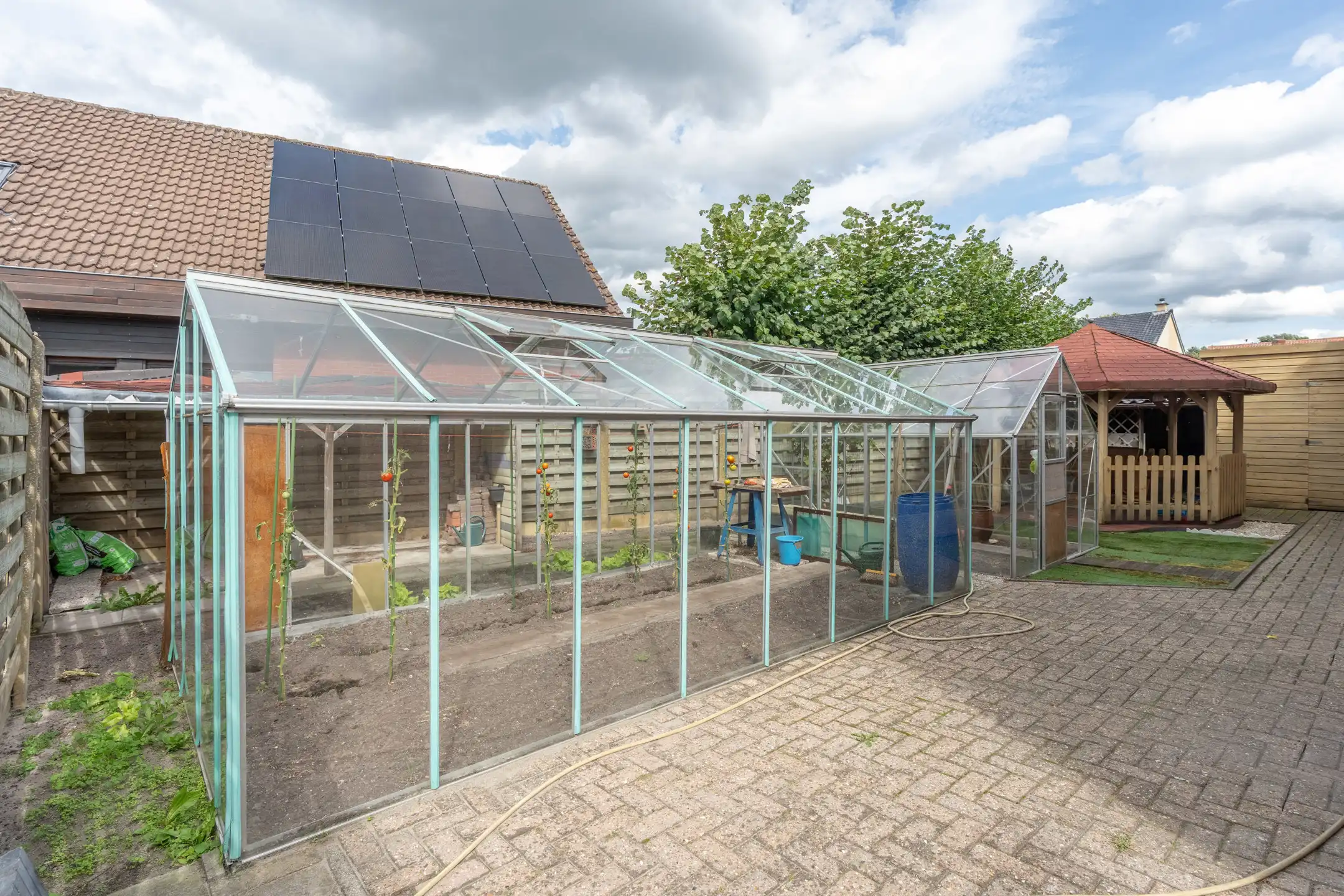 Te renoveren laagbouwwoning met 3 slpks, tuin en garage. foto 28