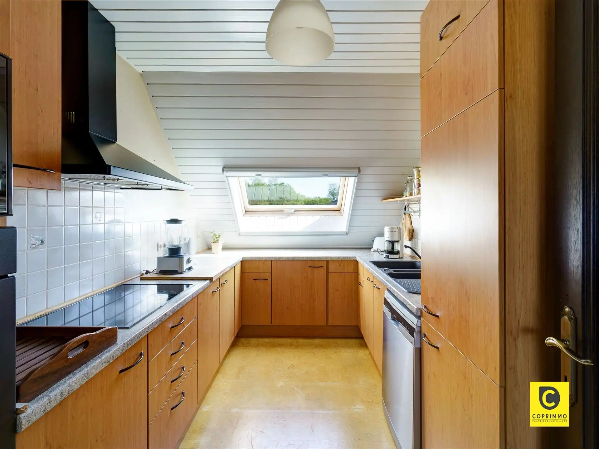 Duplex-appartement met zeer ruim terras en 2 slpk. foto 10