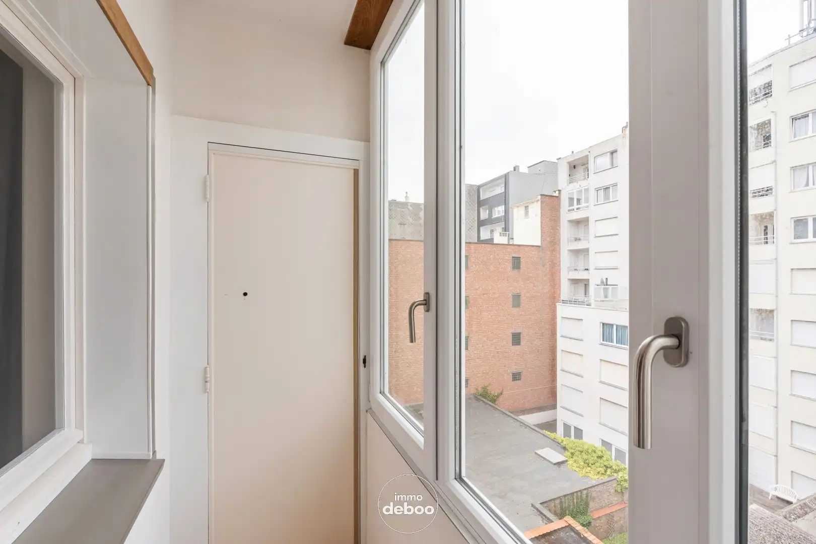Gerenoveerd appartement vlakbij zee foto 12