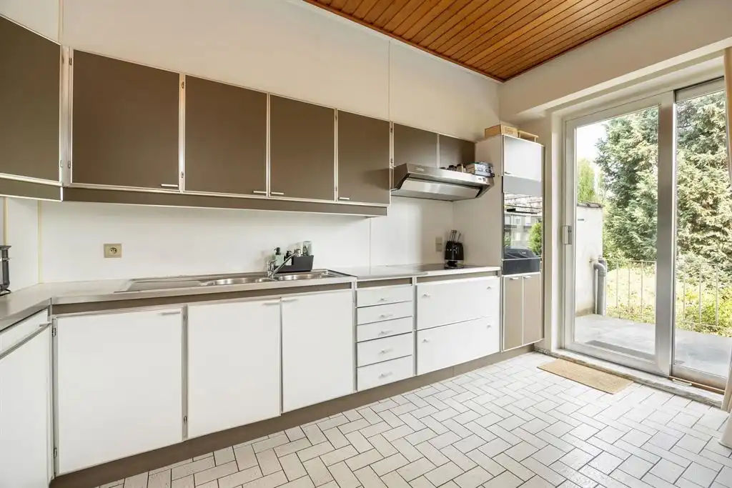 Architecturale designwoning met 4 slpk en garage foto 4