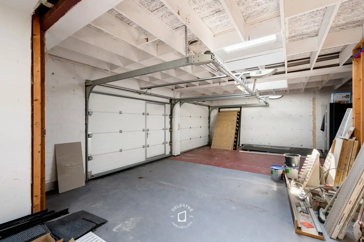 ERG RUIME KWALITATIEF VERHUURDE HANDELSWONING + GROND OF PARKING 12a23ca foto 18