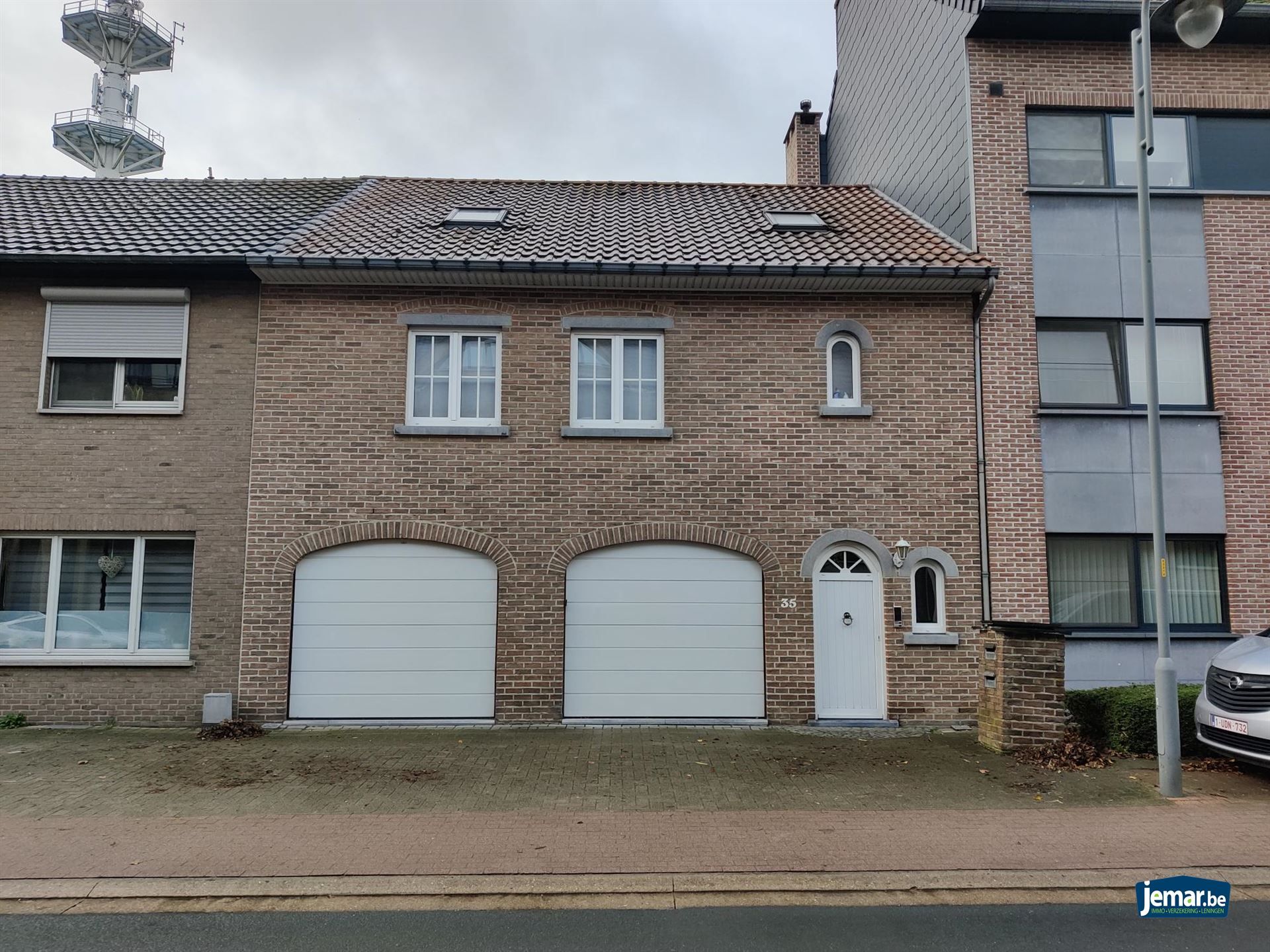 Gelijkvloers 1-slaapkamerappartement met tuin foto {{pictureIndex}}
