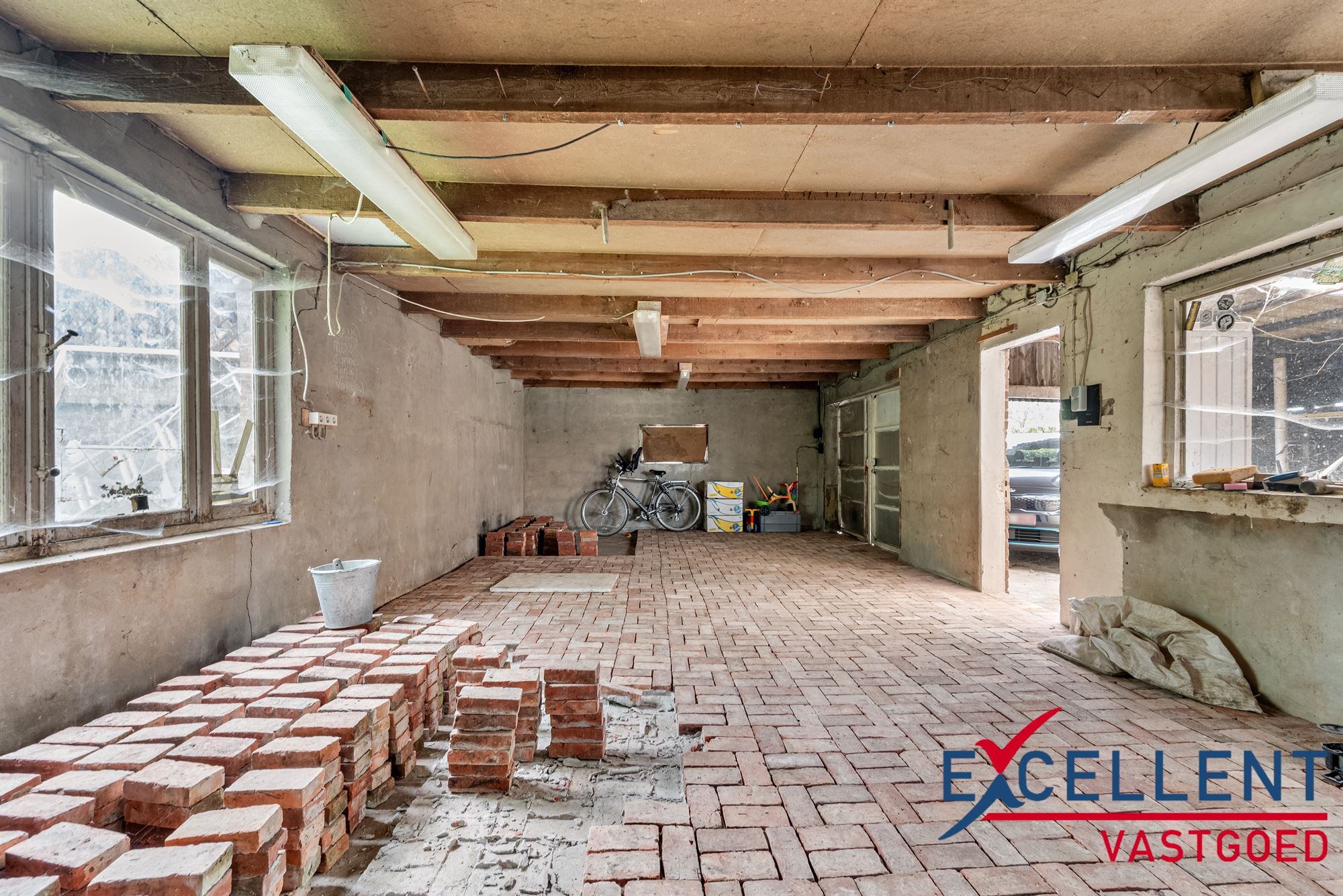 Charmante woning in doodlopende straat te koop foto 21