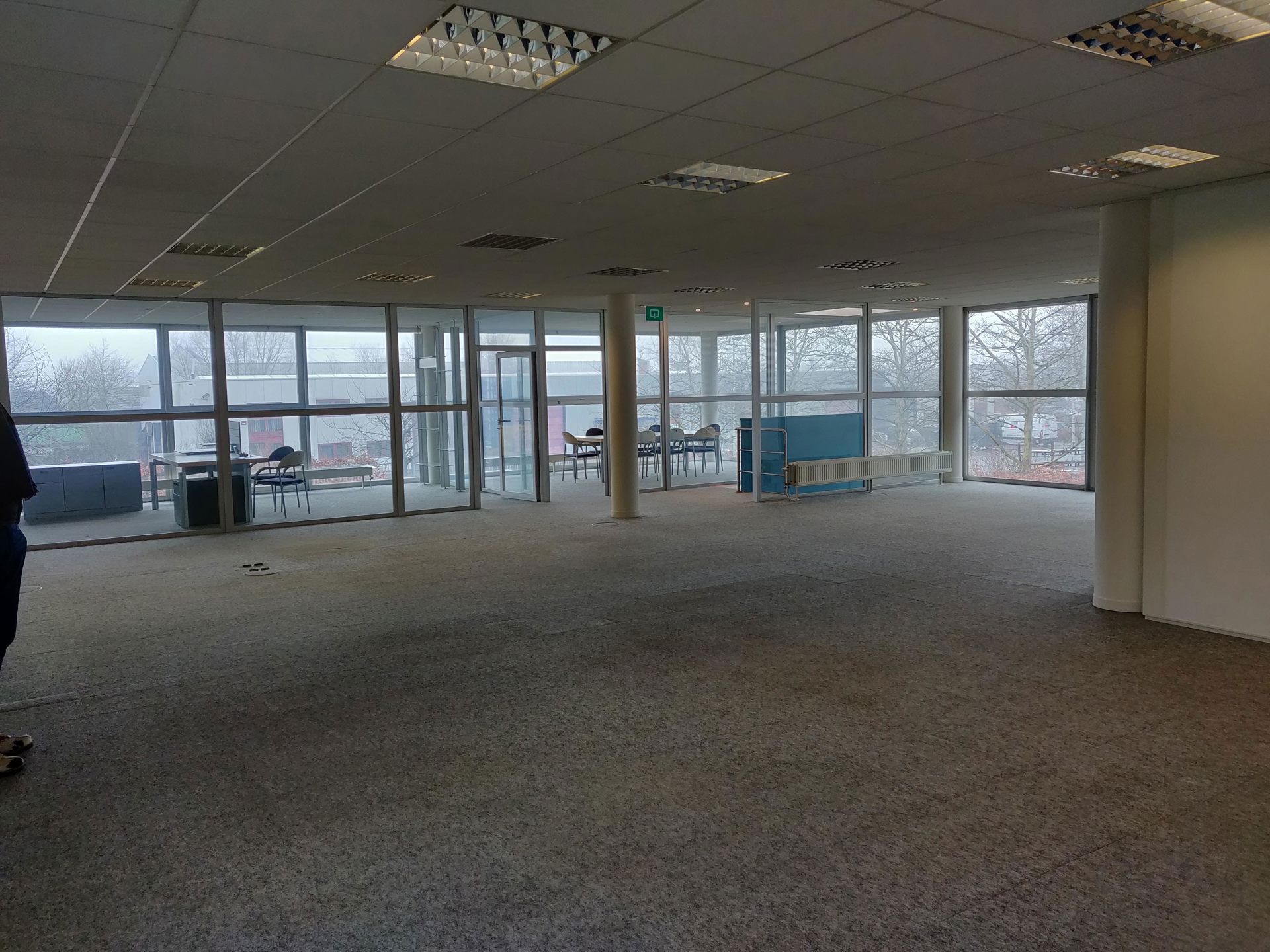 Modern bedrijfspand te huur foto 5