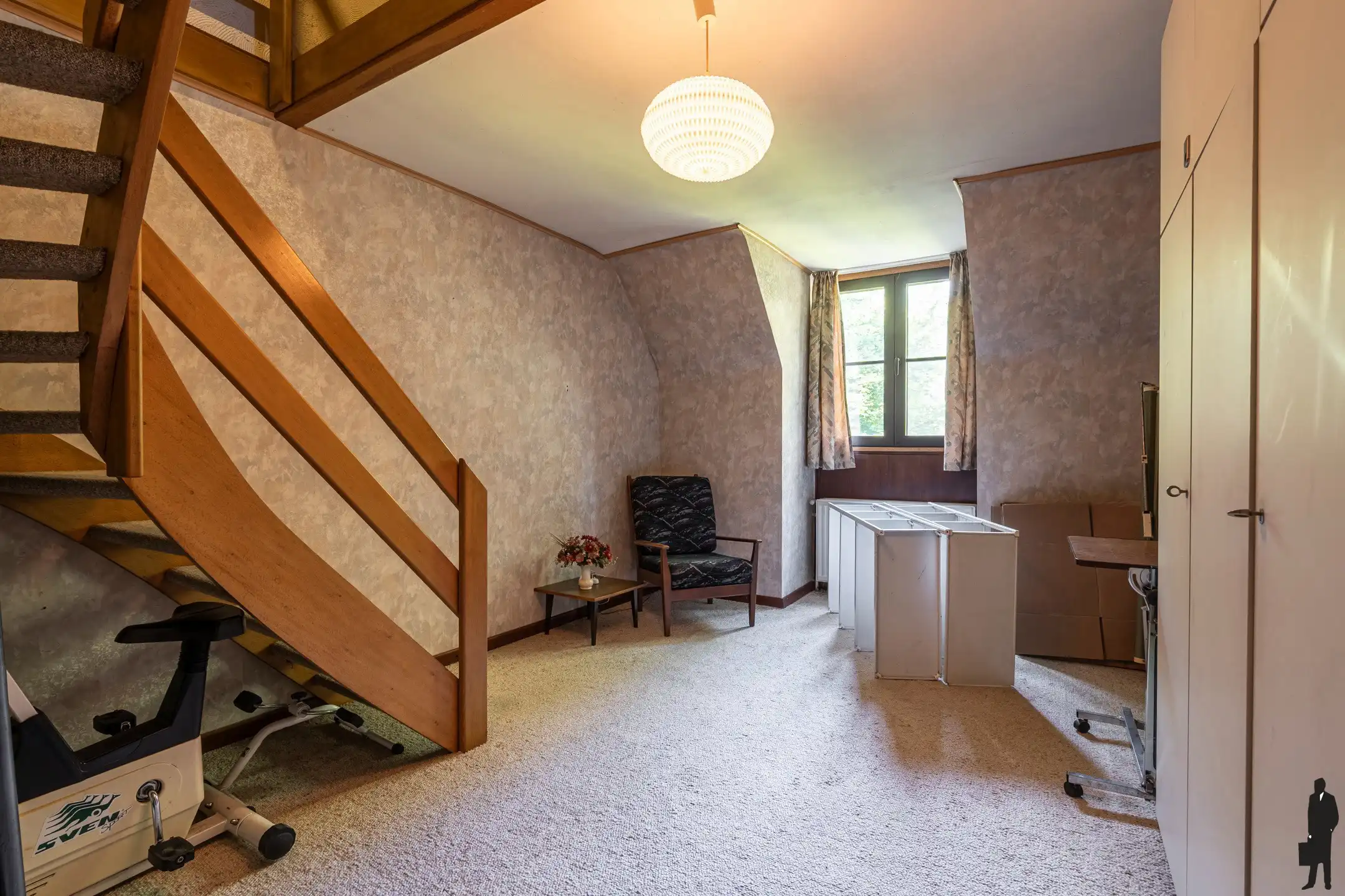Te renoveren woning met 6 slpk. op 2.581 m² foto 20