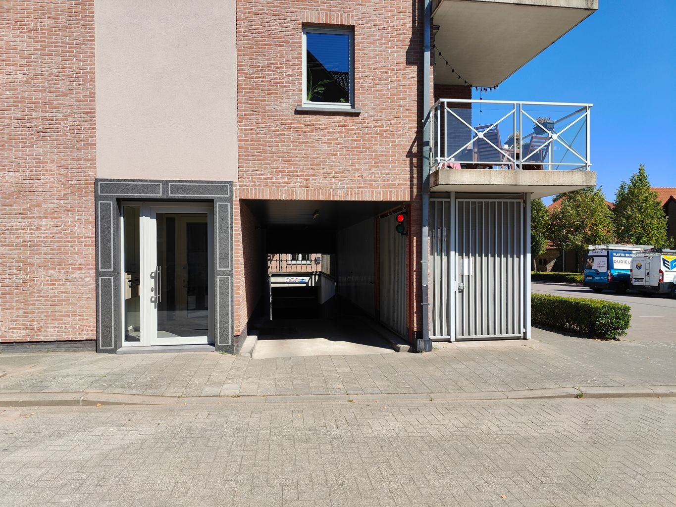 Ondergrondse Autostaanplaats! foto 5