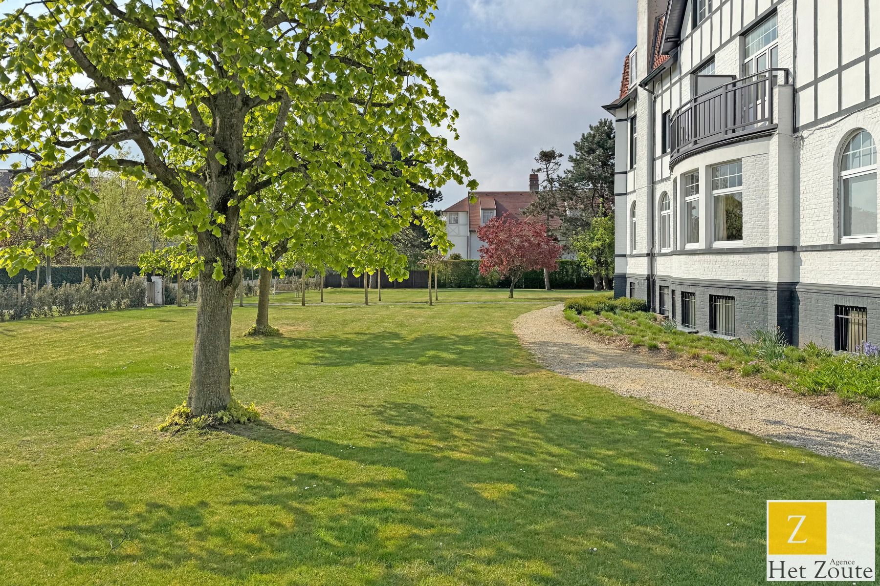 ()=>{if(producerUpdateValueVersion(node),producerAccessed(node),node.value===ERRORED)throw node.error;return node.value} Elizabetlaan 24/6 - 8300 Knokke-Heist
