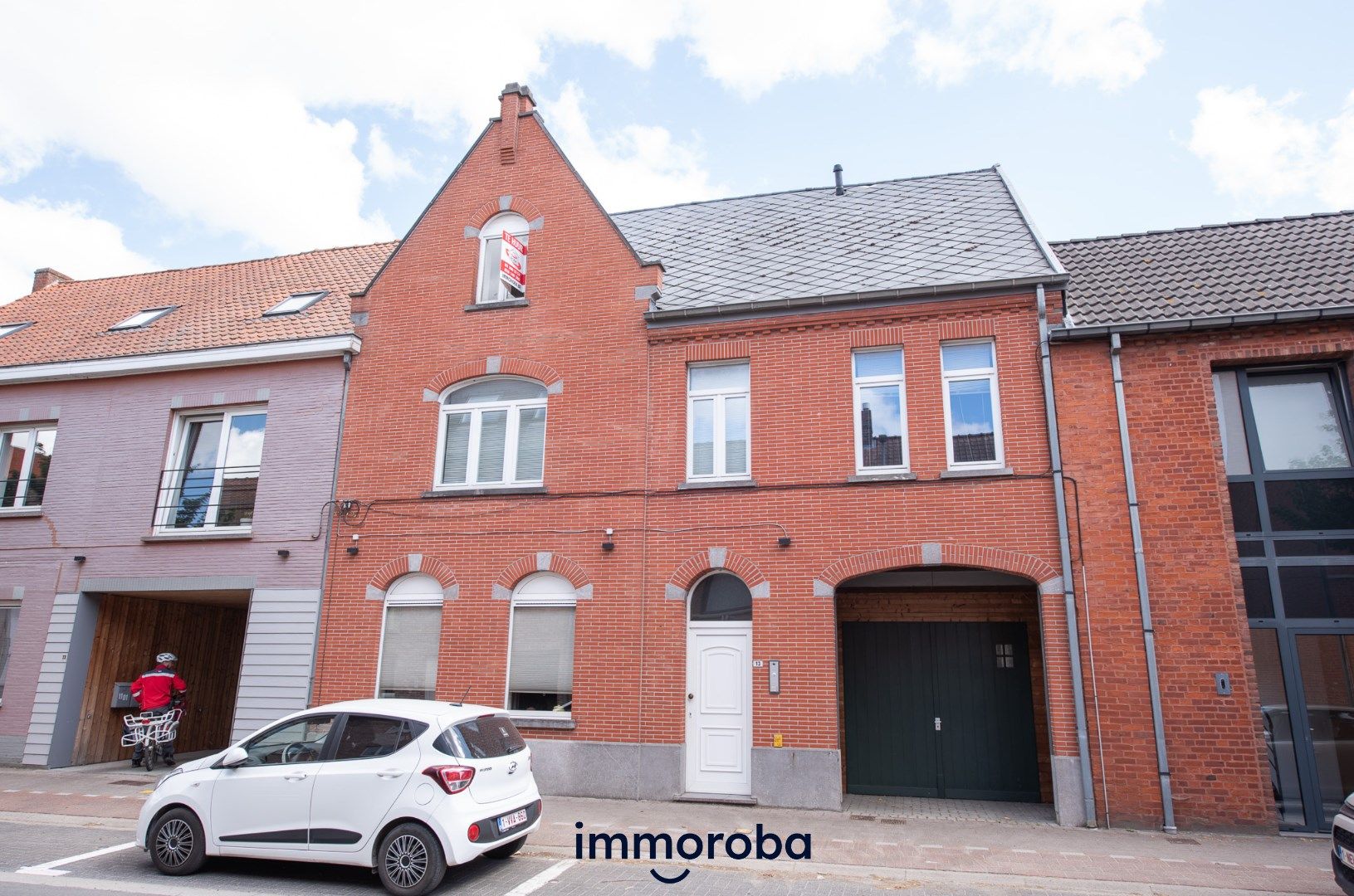 Dak appartement in het centrum van  Zulte! foto {{pictureIndex}}
