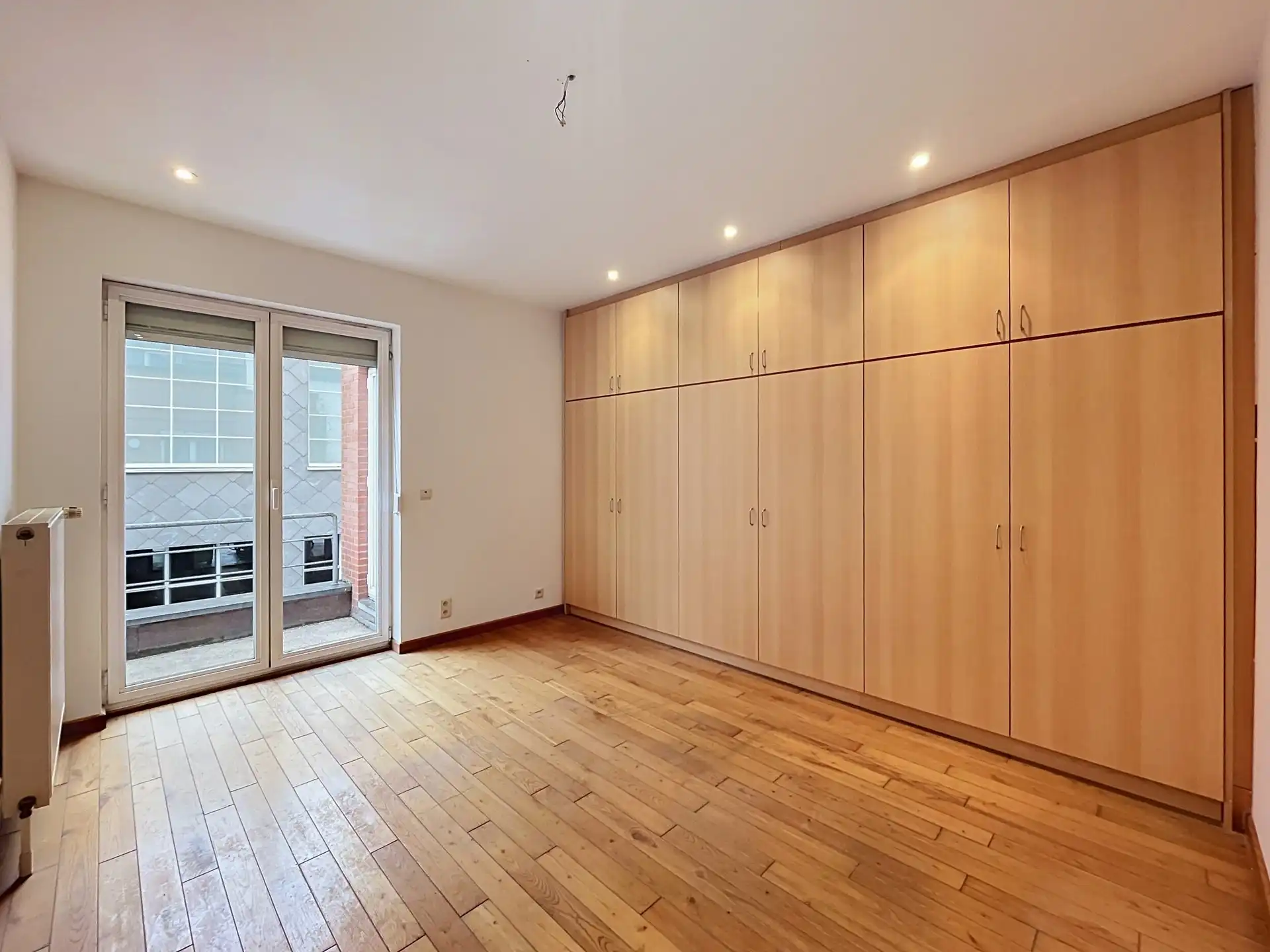 Instapklaar appartement in centrum Sint-Niklaas! foto 8