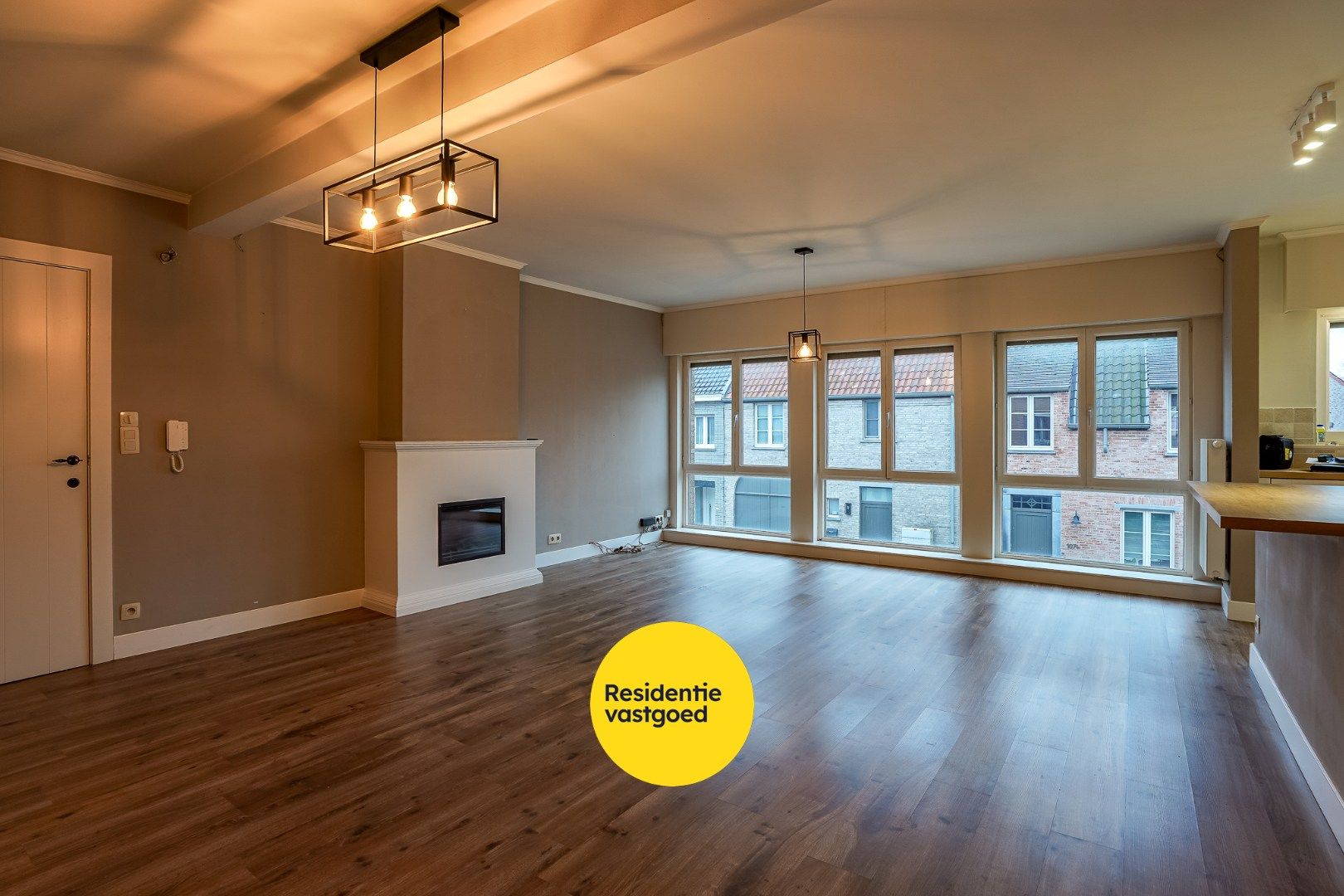 Ruim appartement te huur in Eernegem foto 3