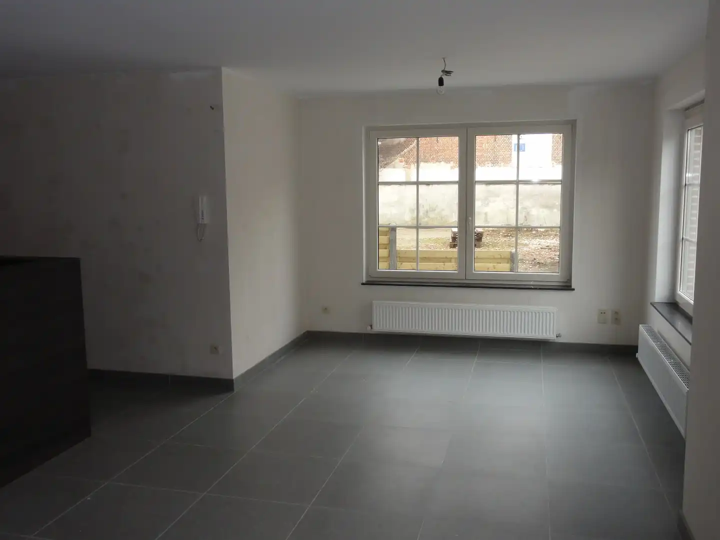 Gelijkvloers appartement met 2 slaapkamers en tuin te Dessel! foto 3