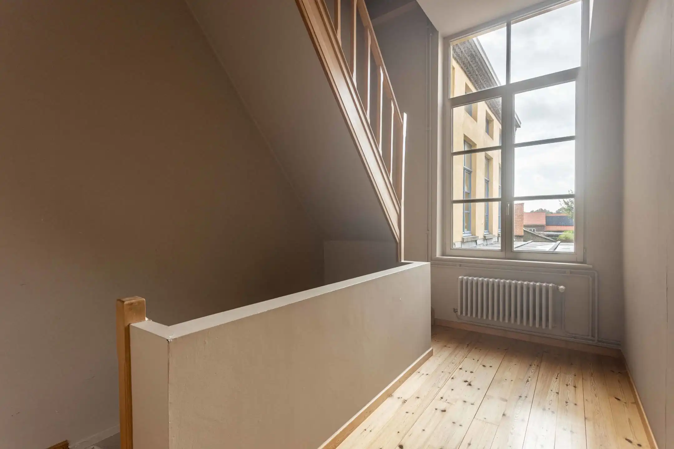 Authentiek gerenoveerde woning met garage in Mater dorp foto 11