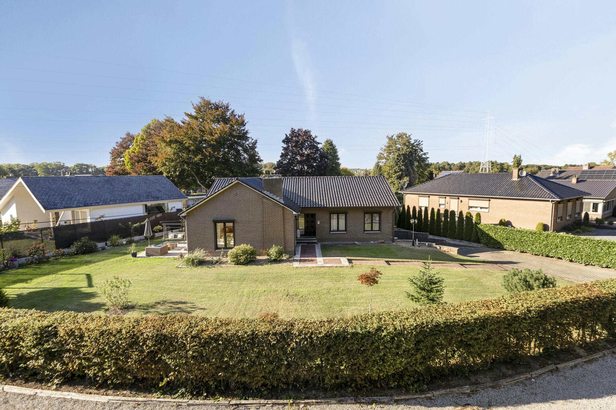 Hoofdfoto van de publicatie: Ruime gezinswoning te koop op een perceel van 10a 34ca in Rotem