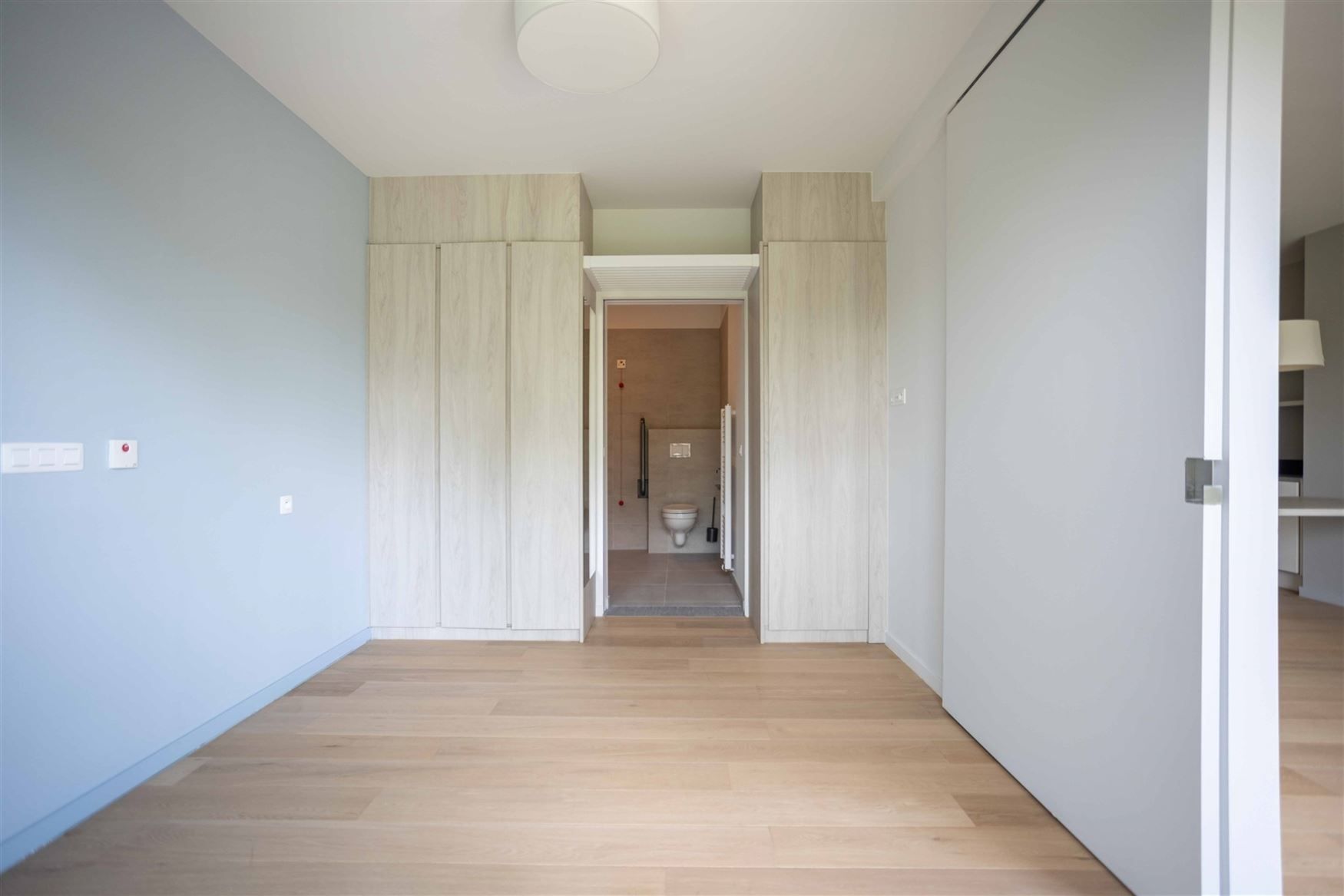 Lichtrijke assistentieflat (inclusief autoplaats) foto 9