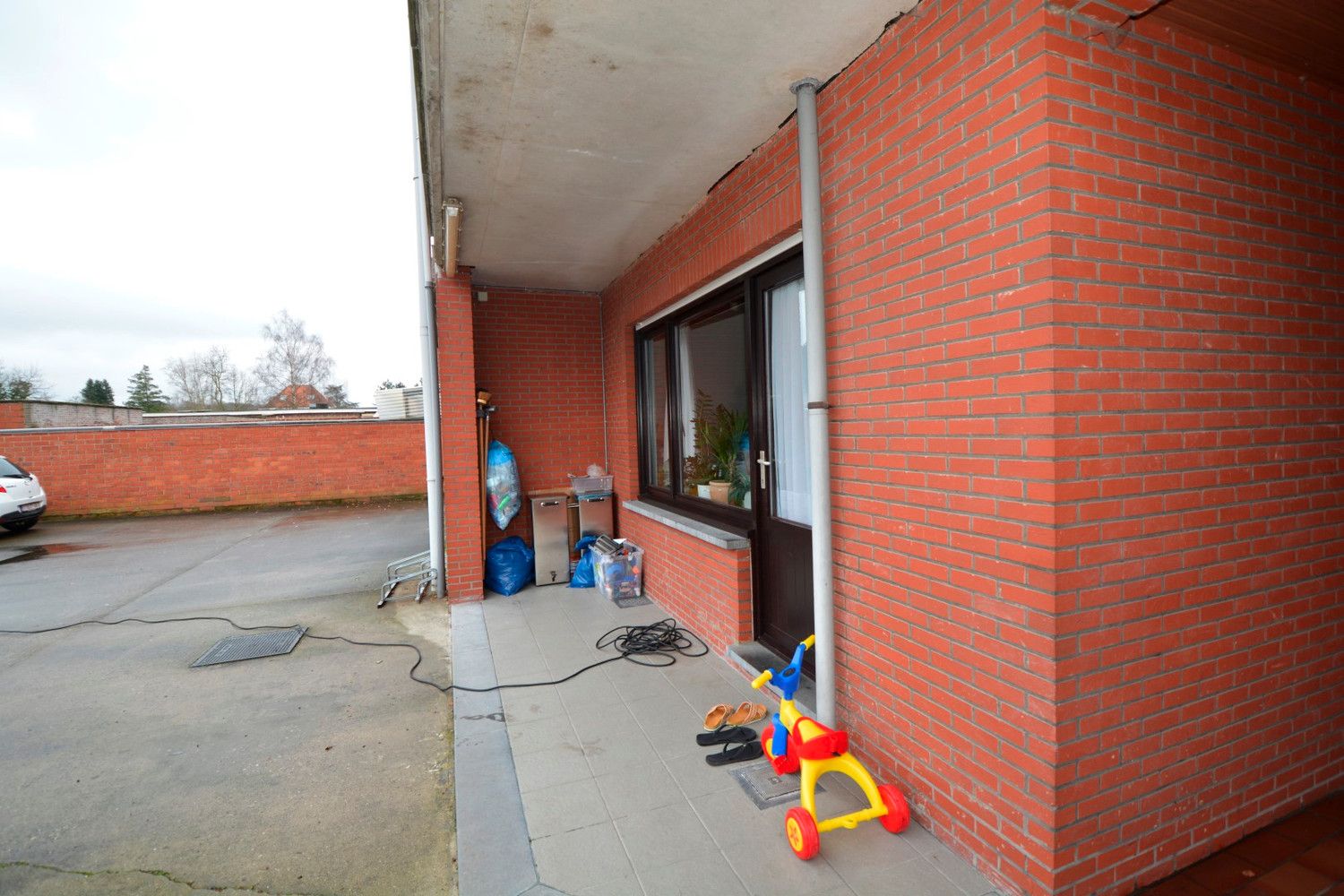 INSTAPKLAAR APPARTEMENT MET 1 SLK EN GARAGE! foto 9