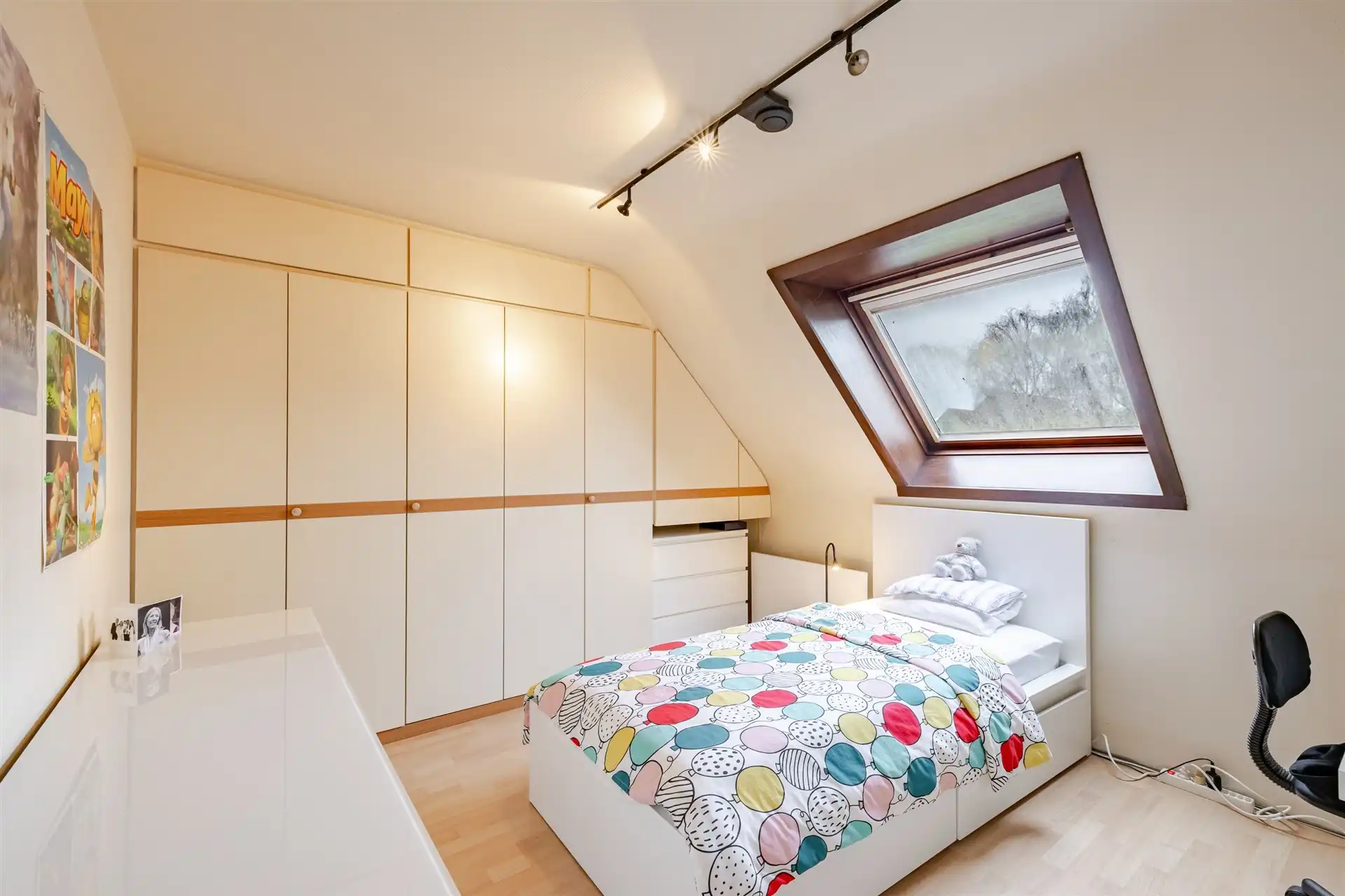 Instapklare 3 slpk halfopen bebouwing met garage in Wetteren foto 15