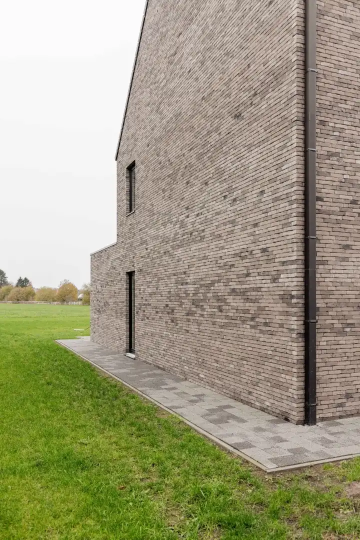 Energiezuinige halfopen bebouwing met ruime tuin foto 8