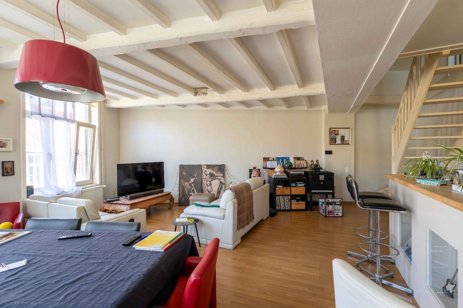 Woning met groot atelier in St-Gilliskwartier foto 8