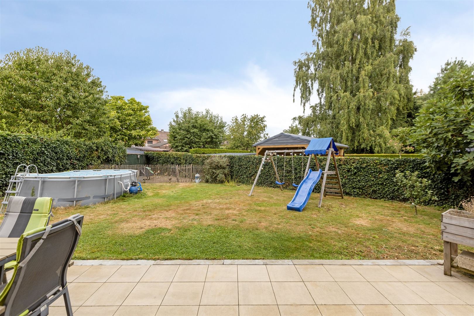 TE KOOP: Ruime woning met praktijkruimte in Maasmechelen! foto 32