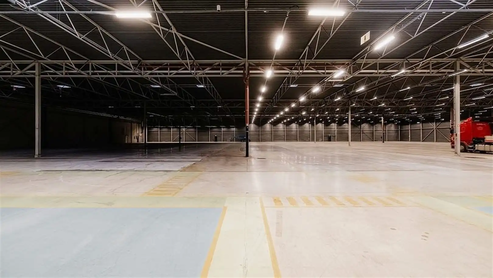 Logistiek magazijn+commerciële zichtlocatie te Mechelen foto 13