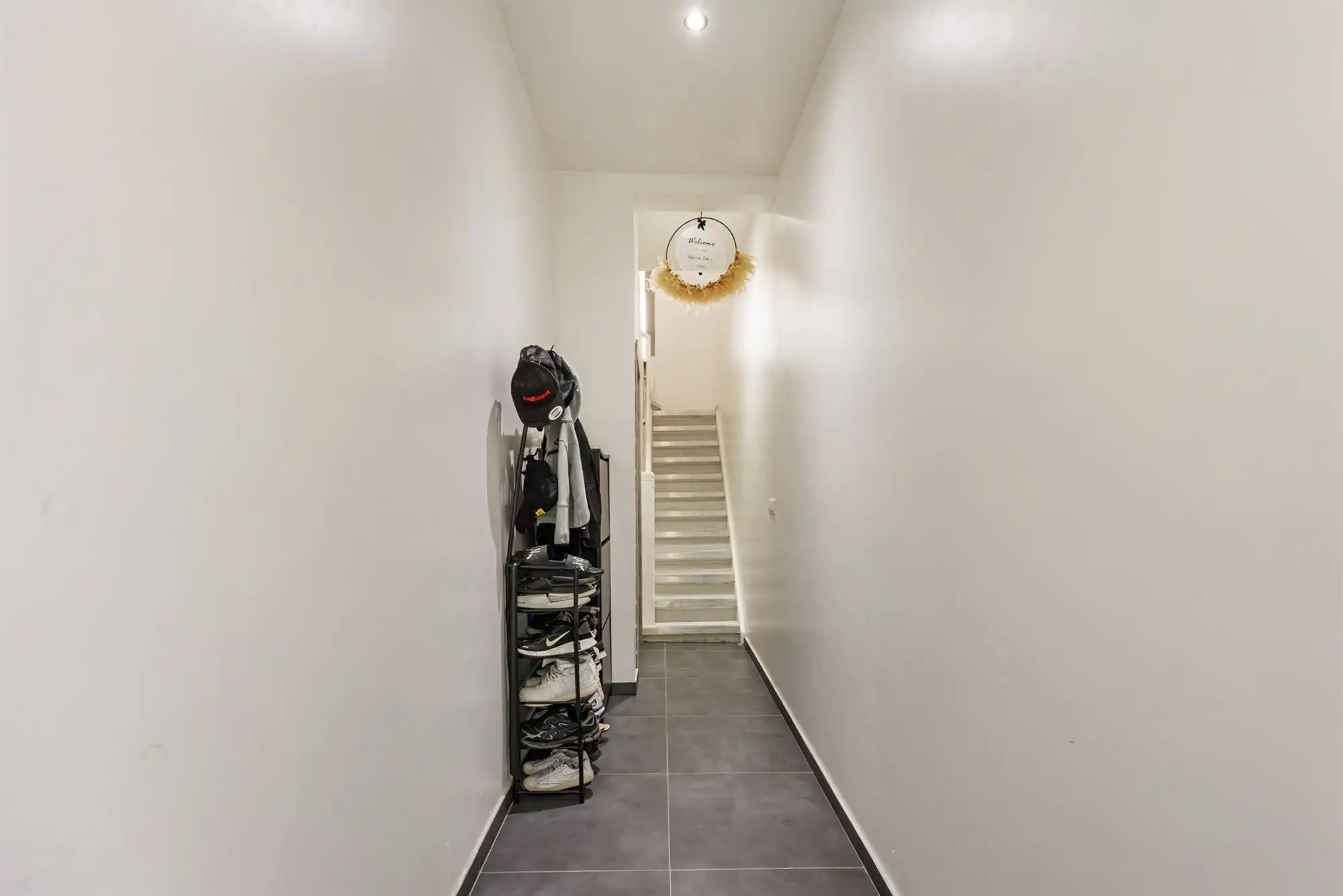 Triplex appartement met handelspand op gunstige locatie foto 5