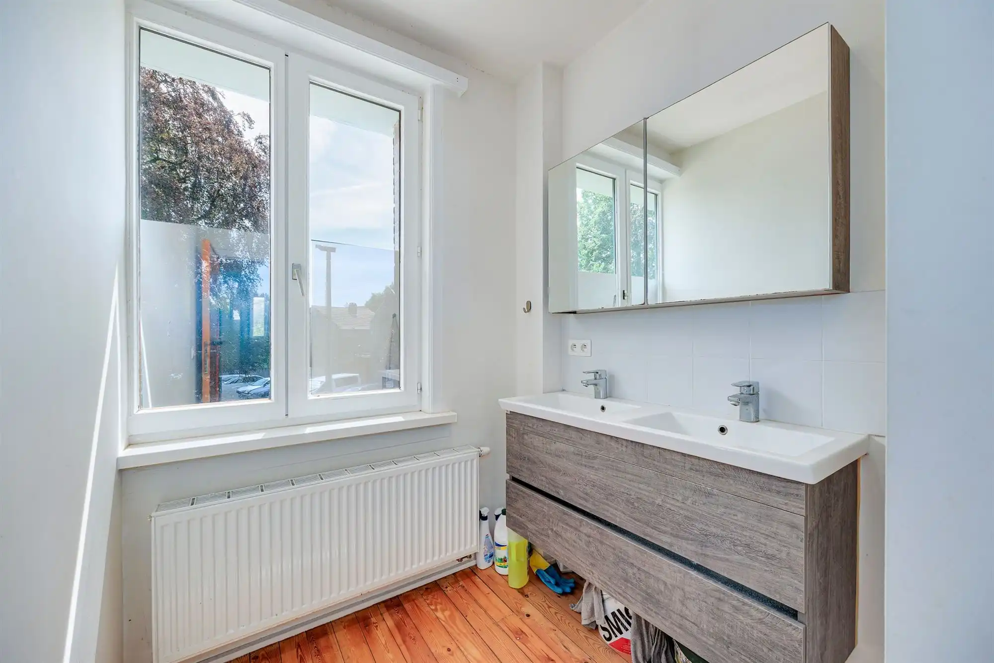 Woning opgedeeld in 2 instaplklare appartementen foto 11