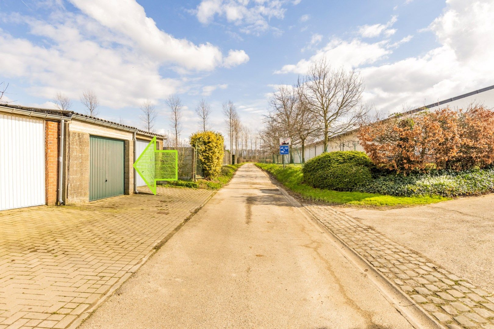 Verzorgde woning met garage - landelijk gelegen in Rutten bij Tongeren foto 2