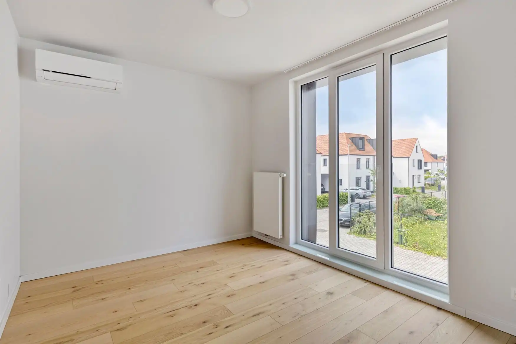 Nieuwbouwwoning op gunstige locatie foto 12