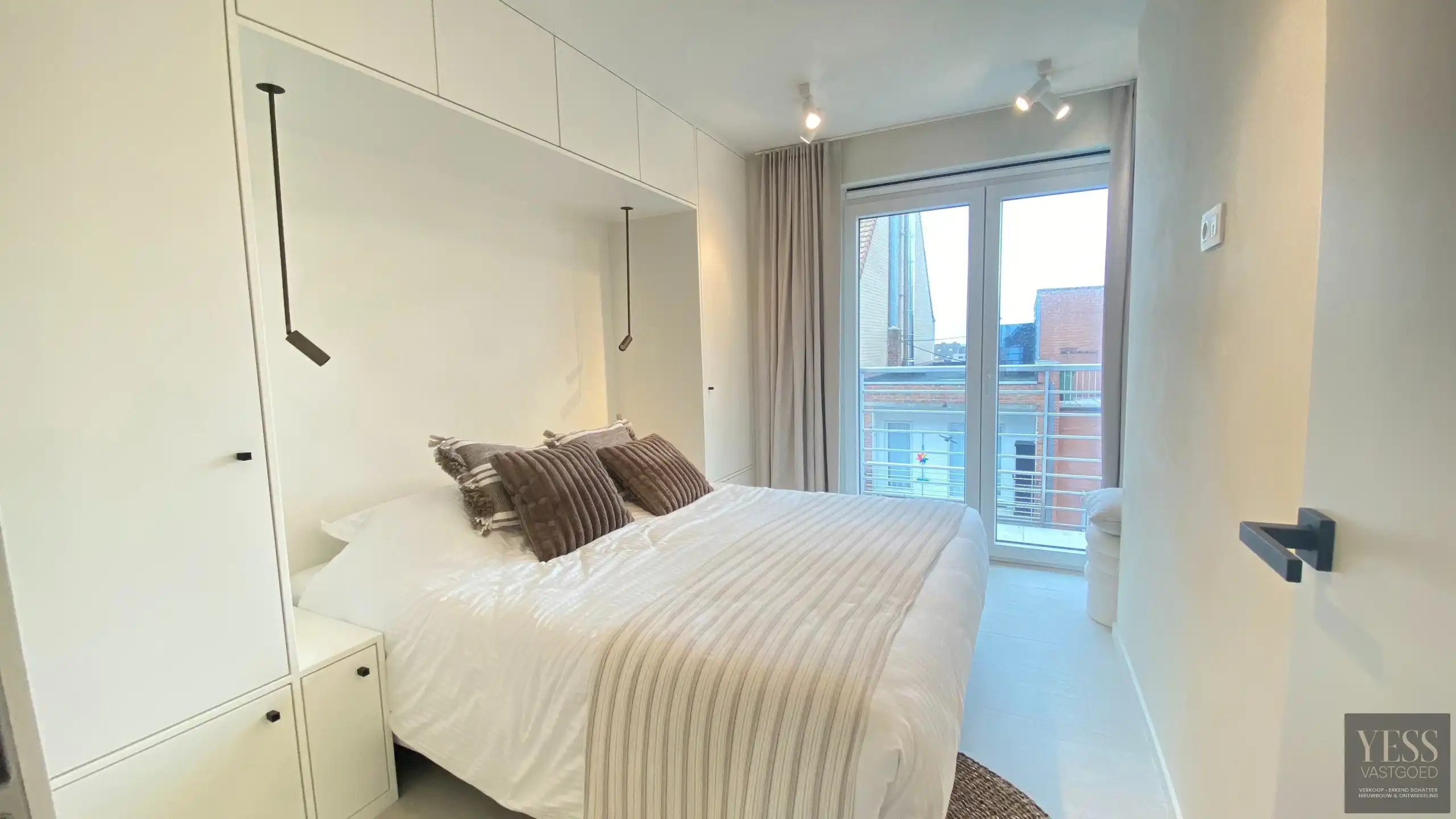 Prachtig gerenoveerd appartement met zicht op zee! foto 14