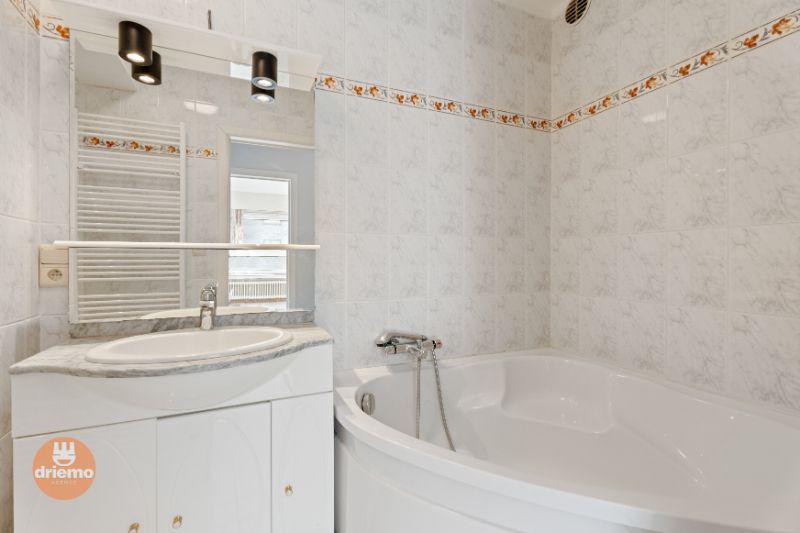 HOEKAPPARTEMENT MET DRIE SLAAPKAMERS OP DE WANDELDIJK foto 8