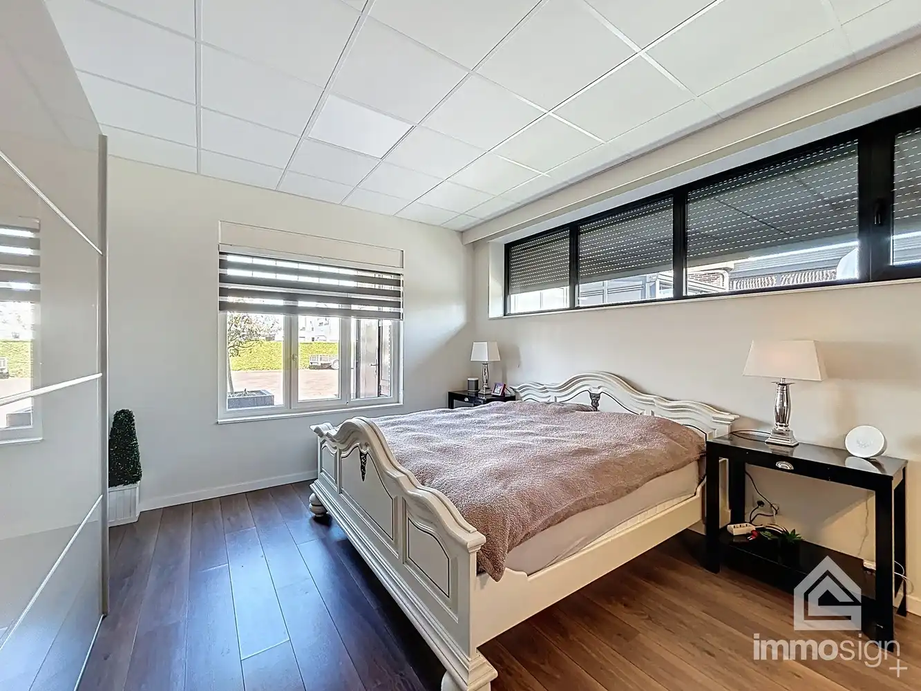 Exclusieve woning voorzien van dubbele garage en bedrijfshal op de Nederlandse grens foto 58