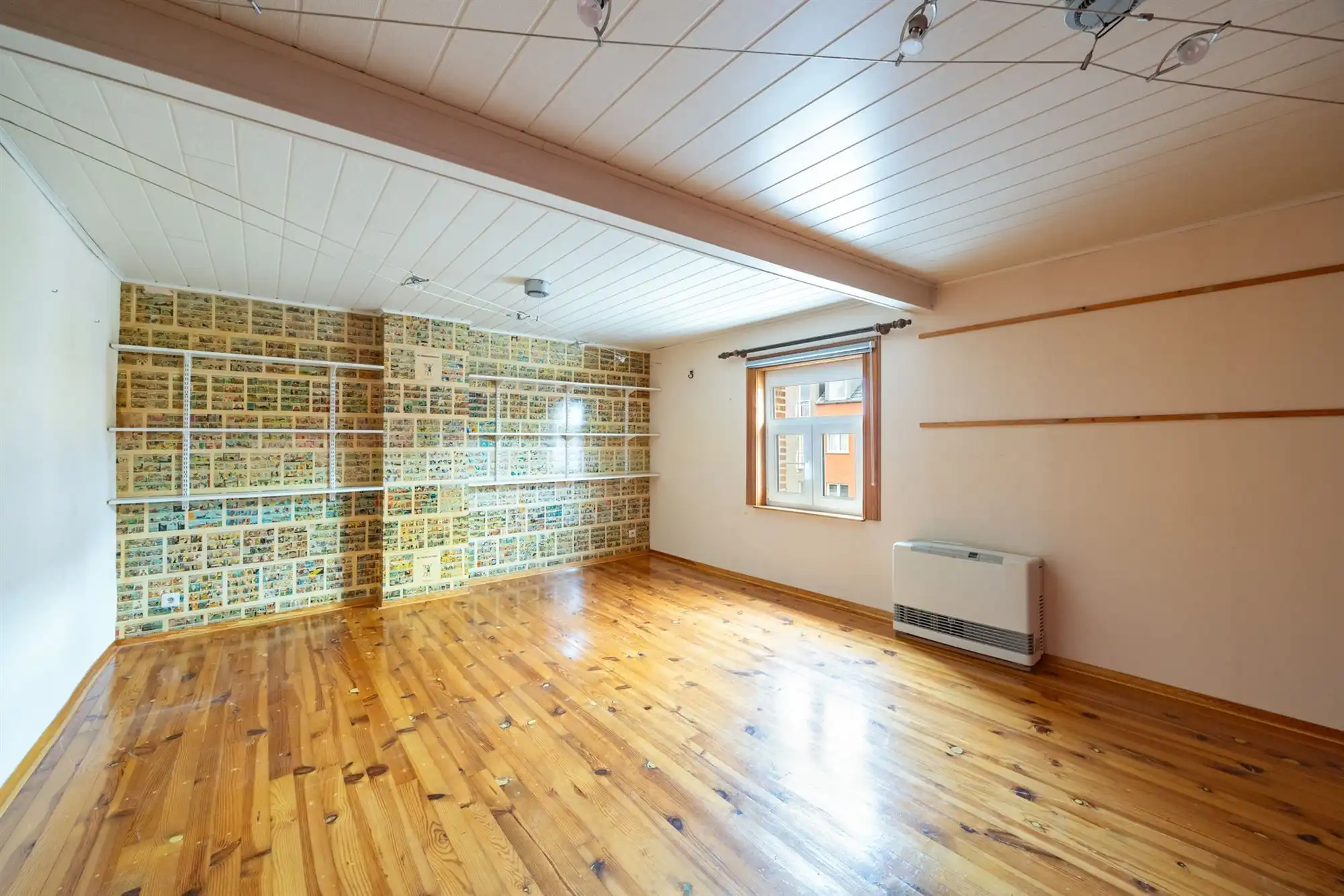 Lichtrijk op te frissen woning op 11a60ca foto 30