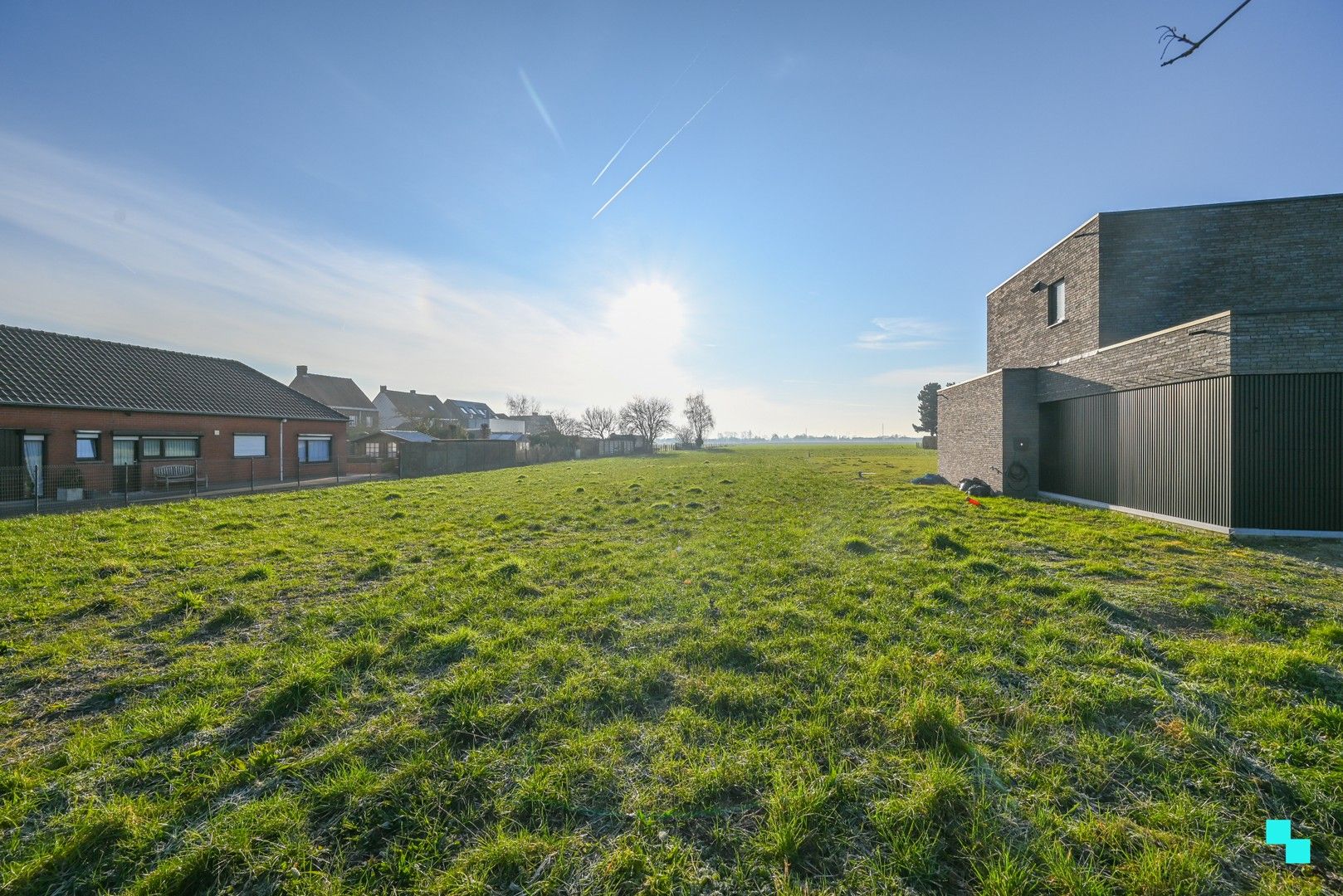 Gunstig gelegen bouwgrond met achtergelegen landbouwgrond van 3305 m² in Wielsbeke foto 2