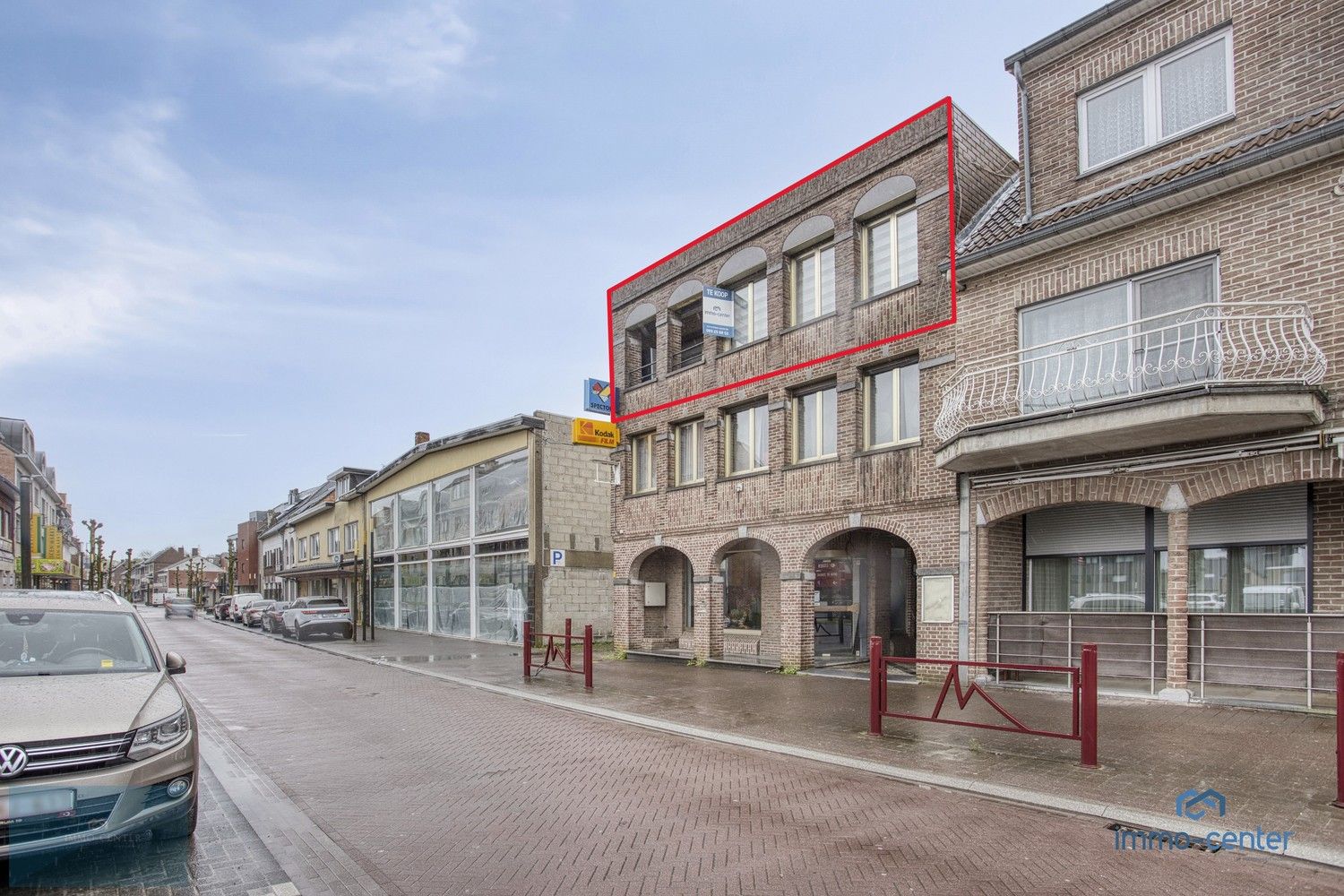 Volledig gerenoveerd 2-slpk appartement met groot terras – Tweede verdiep zonder gemeenschappelijke kosten foto 26