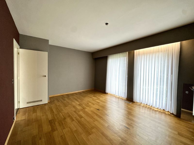 Ruime woning met 3 slaapkamers, garage en tuin – rustige ligging foto 31