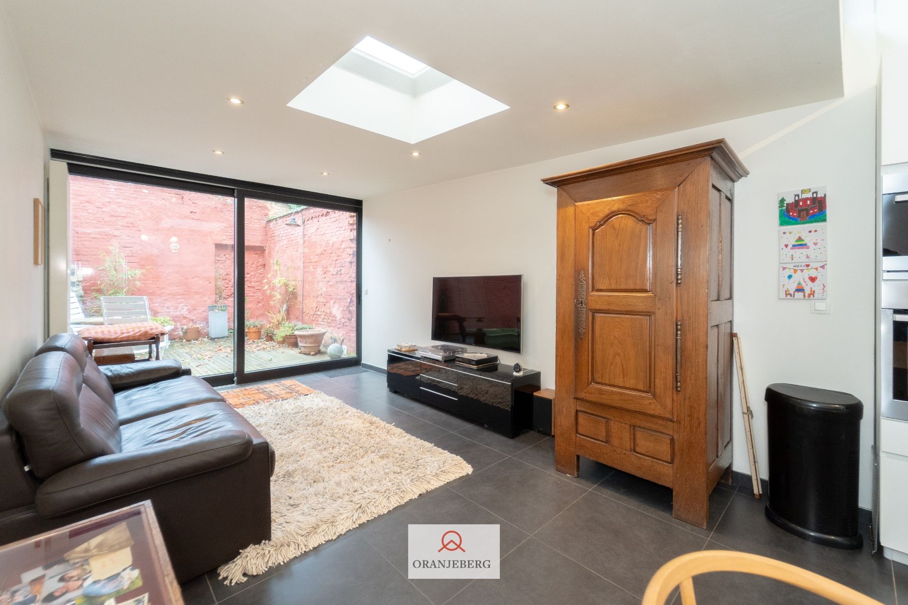 Huis met tuintje vlakbij Coupure foto 8